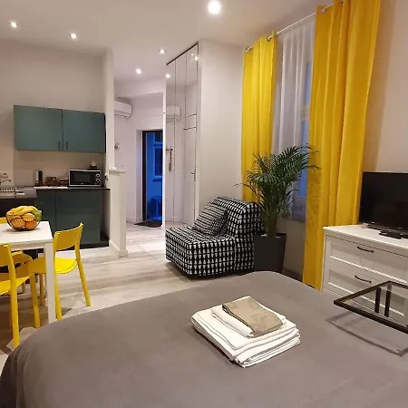 L-2 Center O&p Apartfamily