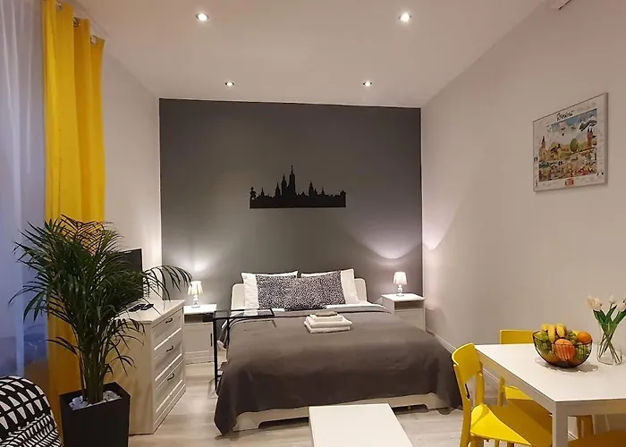 L-2 Center O&p Apartfamily